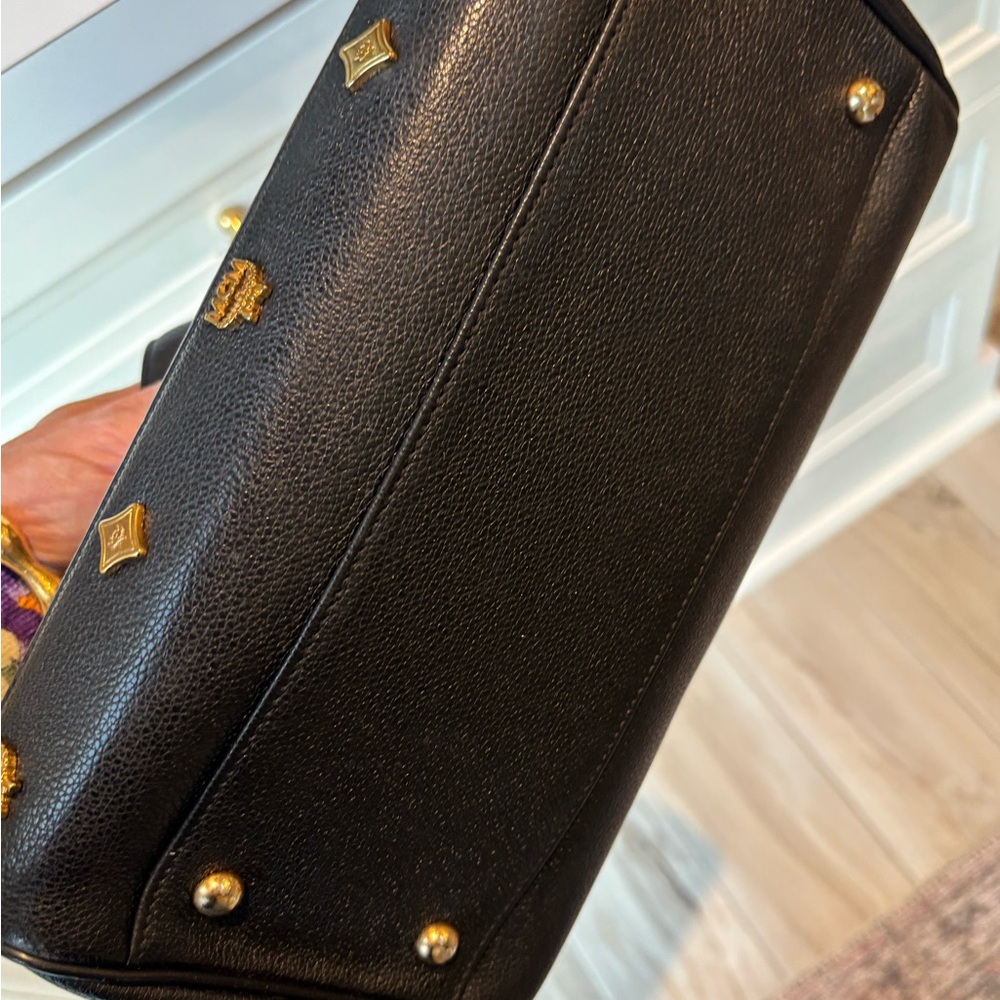 MCM Heritage COA EUC Black Leather Shoulder Bag with Gold Accents - Picture 8 of 15